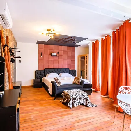 아파트 Cristalys Loveroom & *